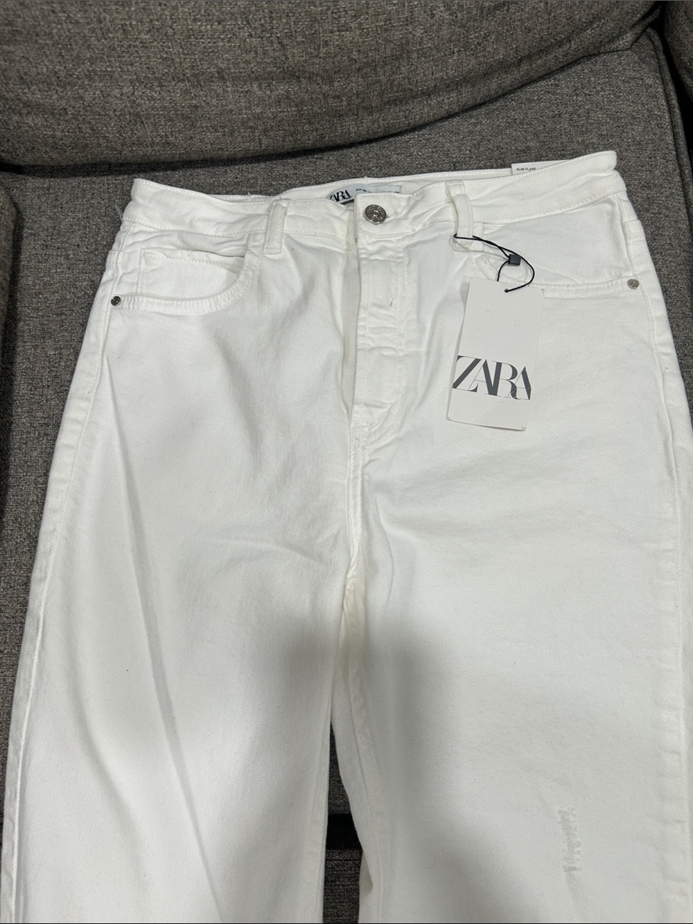 Zara White Distressed Wide-Leg Jeans with Frayed Hem